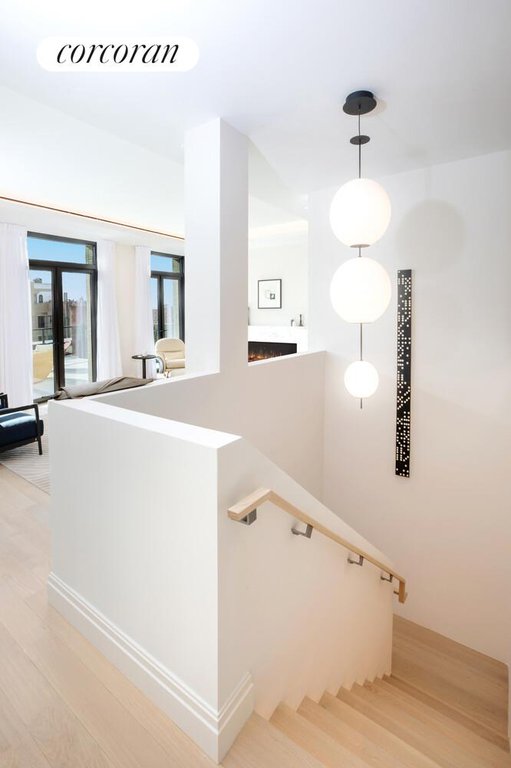 720 West End Avenue, Unit PH17C photo 11