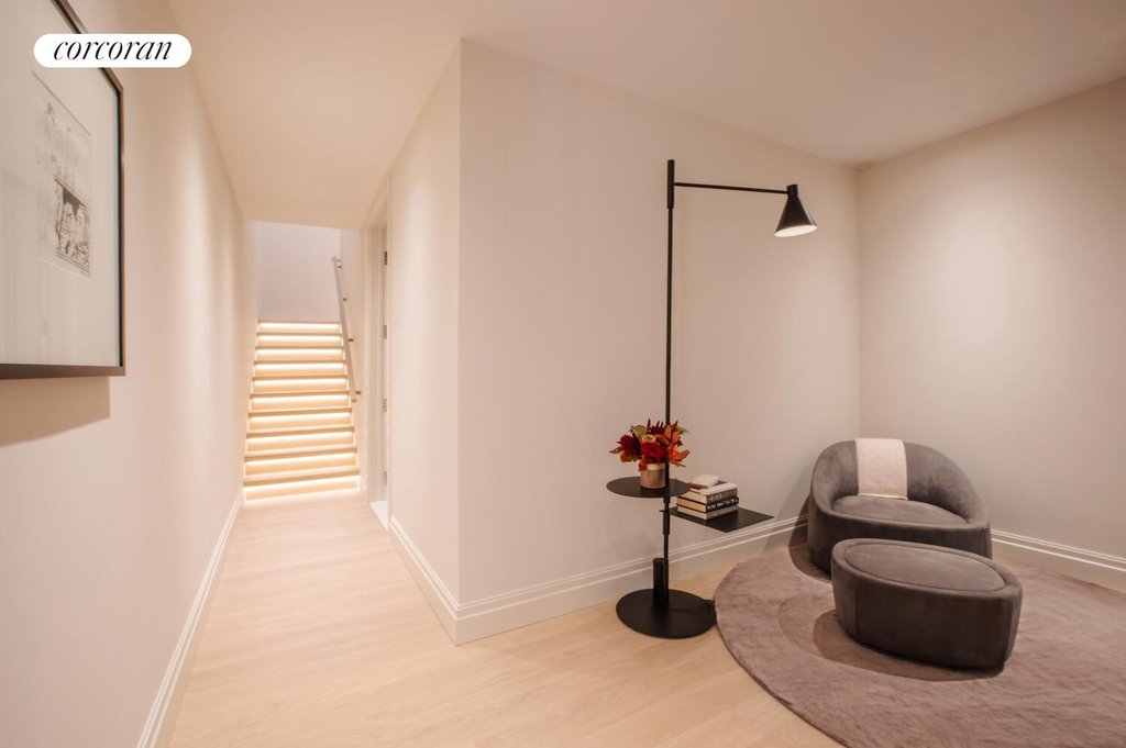 720 West End Avenue, Unit PH17C photo 13