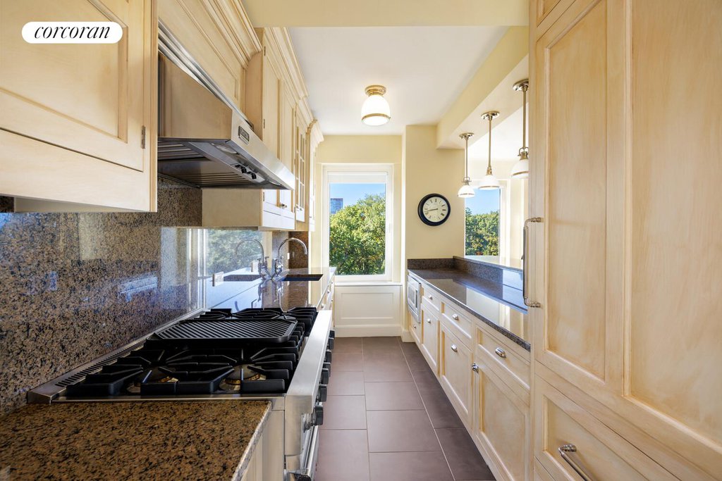 870 Fifth Avenue, Unit 10/11B photo 5