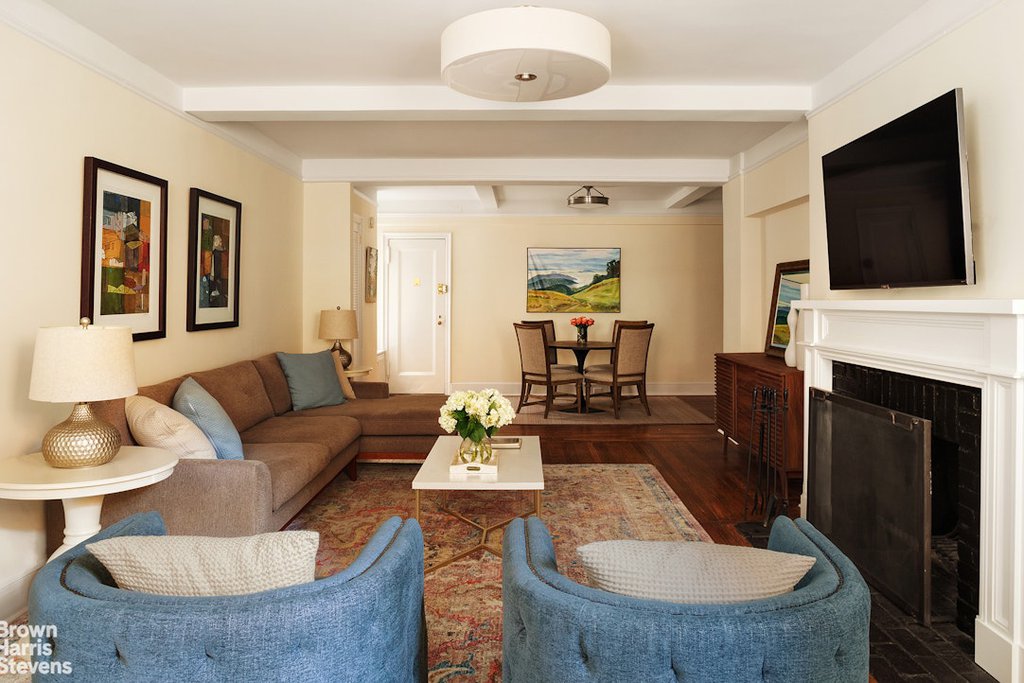 434 East 52nd Street, Unit 6D photo 2