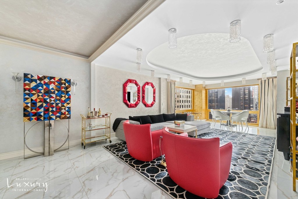 721 Fifth Avenue, Unit 32H