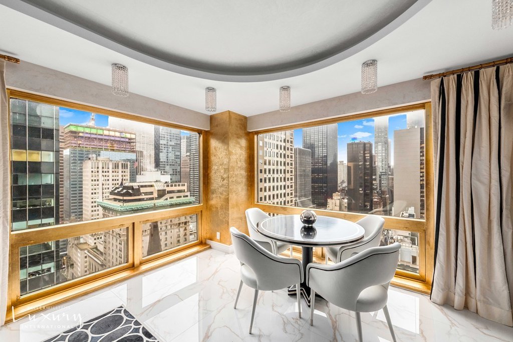 721 Fifth Avenue, Unit 32H photo 4