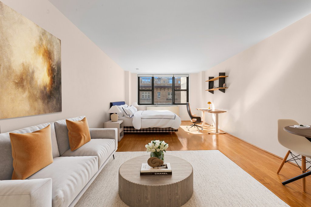 130 East 18th Street, Unit 14J
