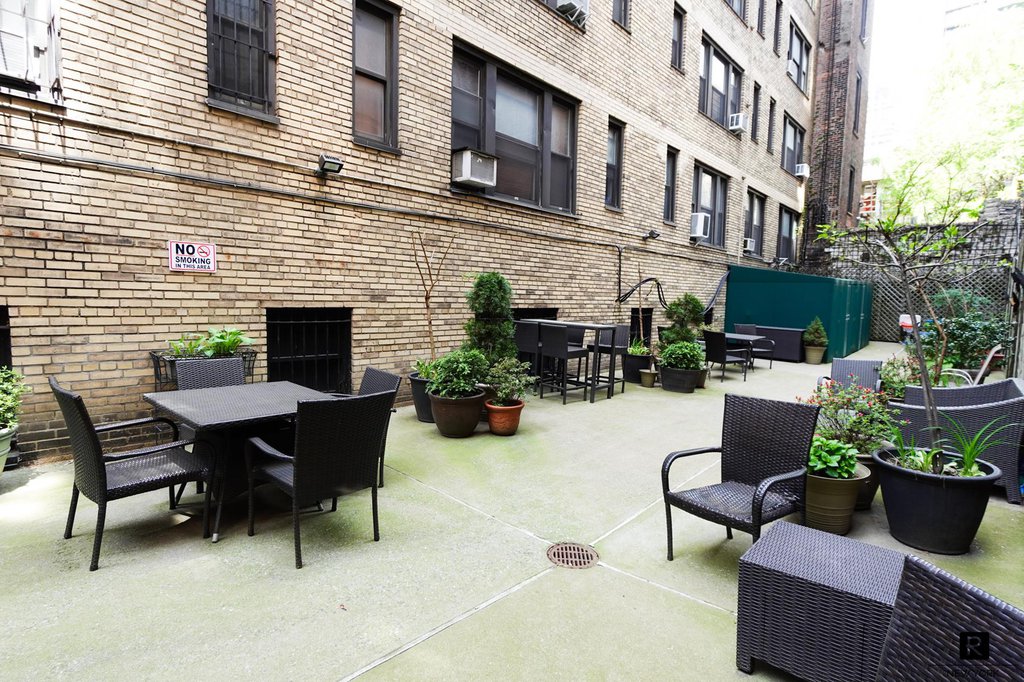 339 East 58th Street, Unit 2B photo 5