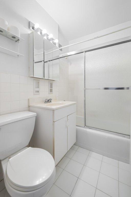 5700 Arlington Avenue, Unit 12B photo 24