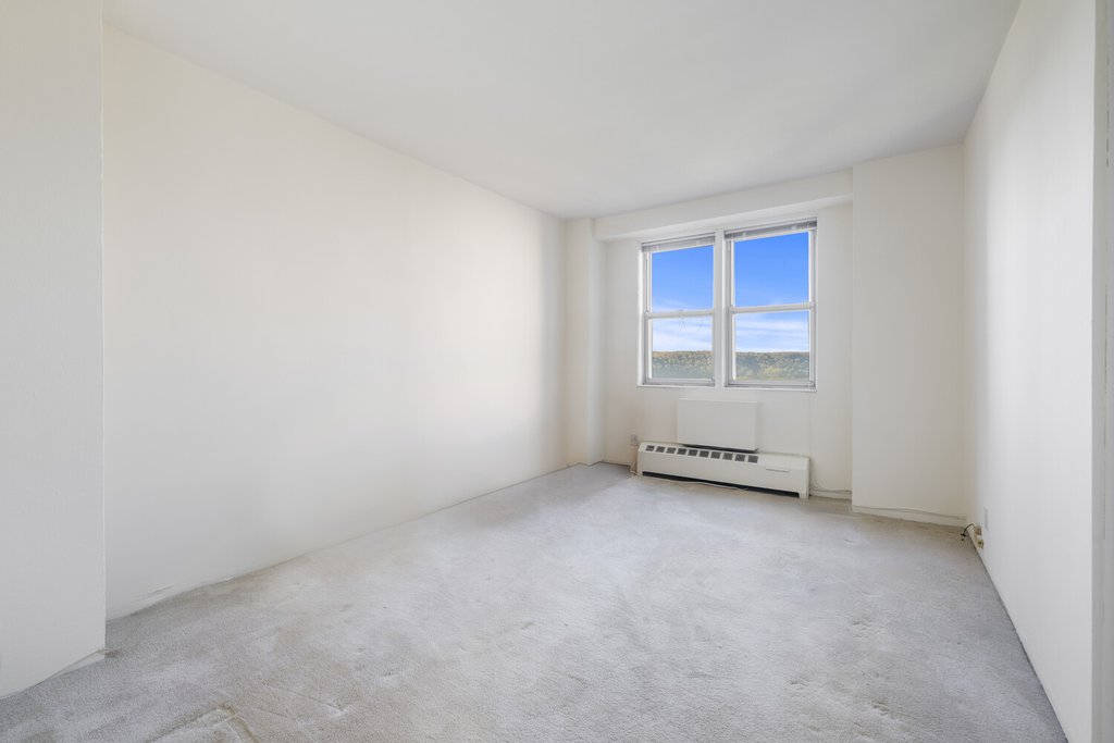 5700 Arlington Avenue, Unit 12B photo 26