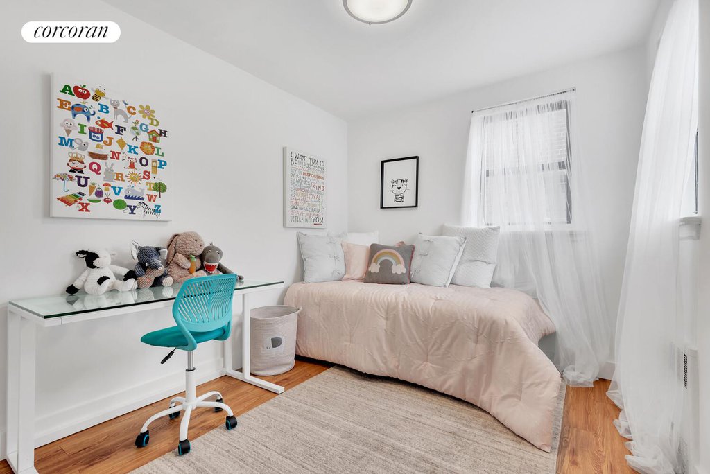 2830 Briggs Avenue, Unit 4H photo 4