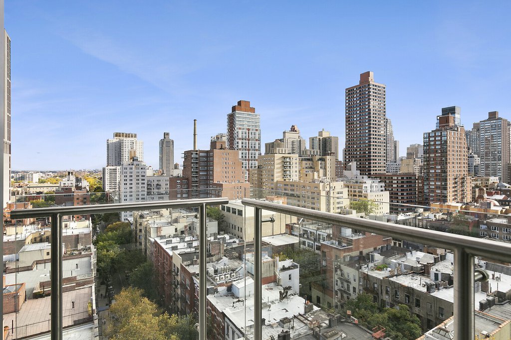 303 East 77th Street, Unit 15AB photo 3