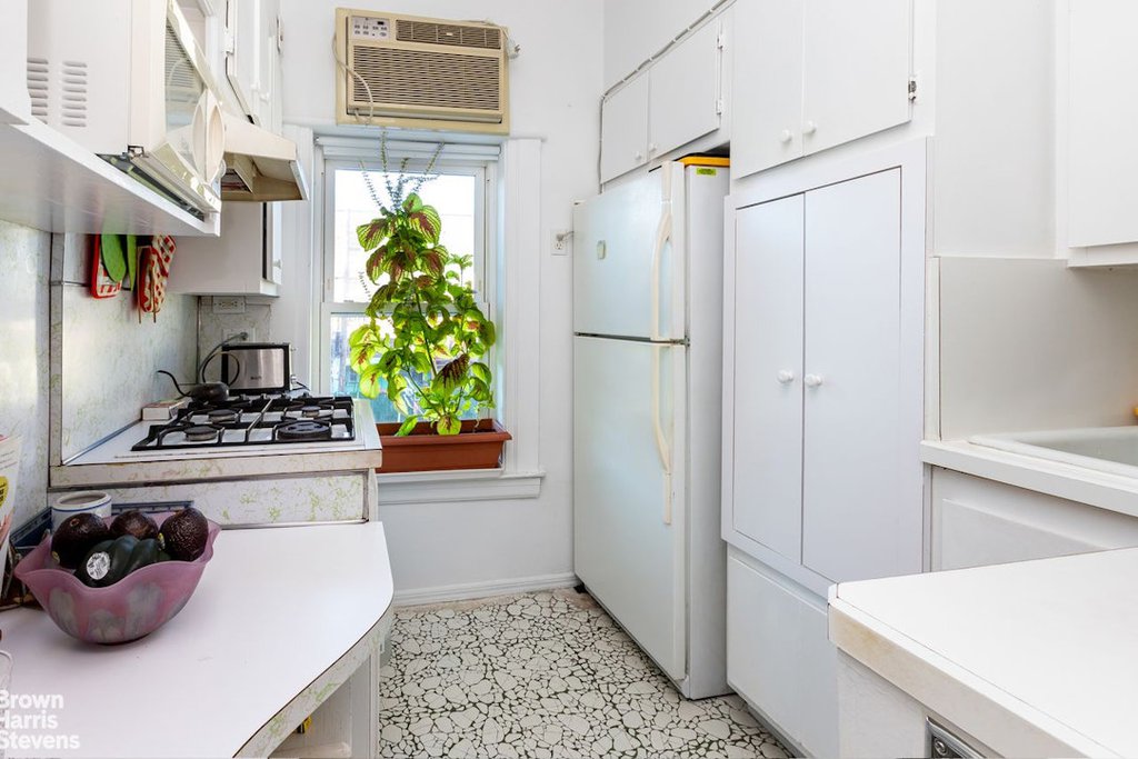 96 West End Avenue – For Sale photo 11