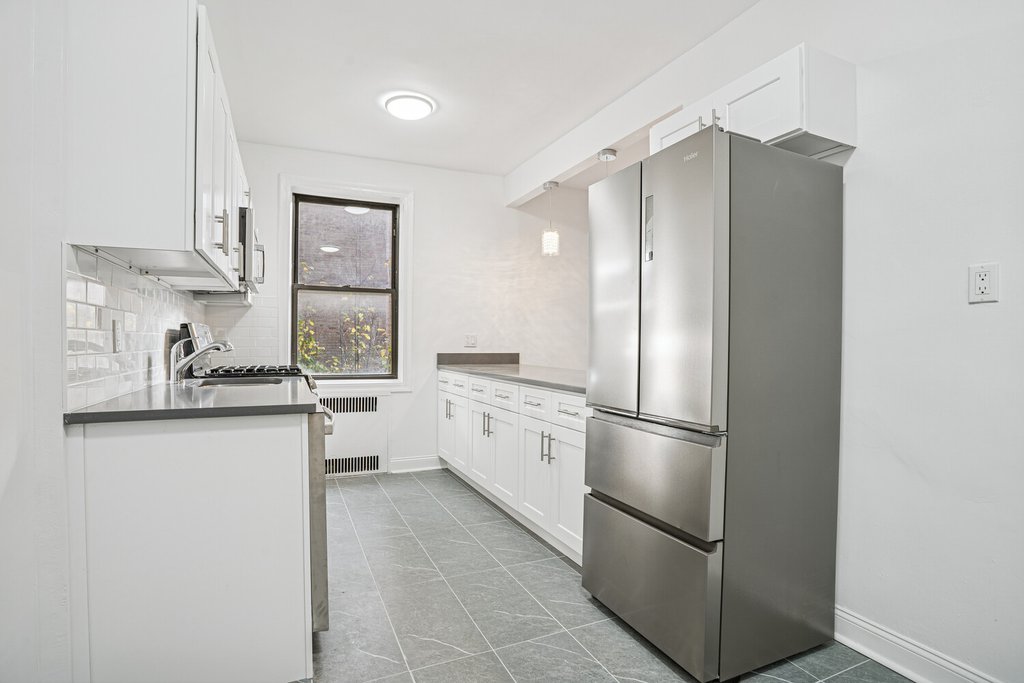 40 Clarkson Avenue, Unit 2G
