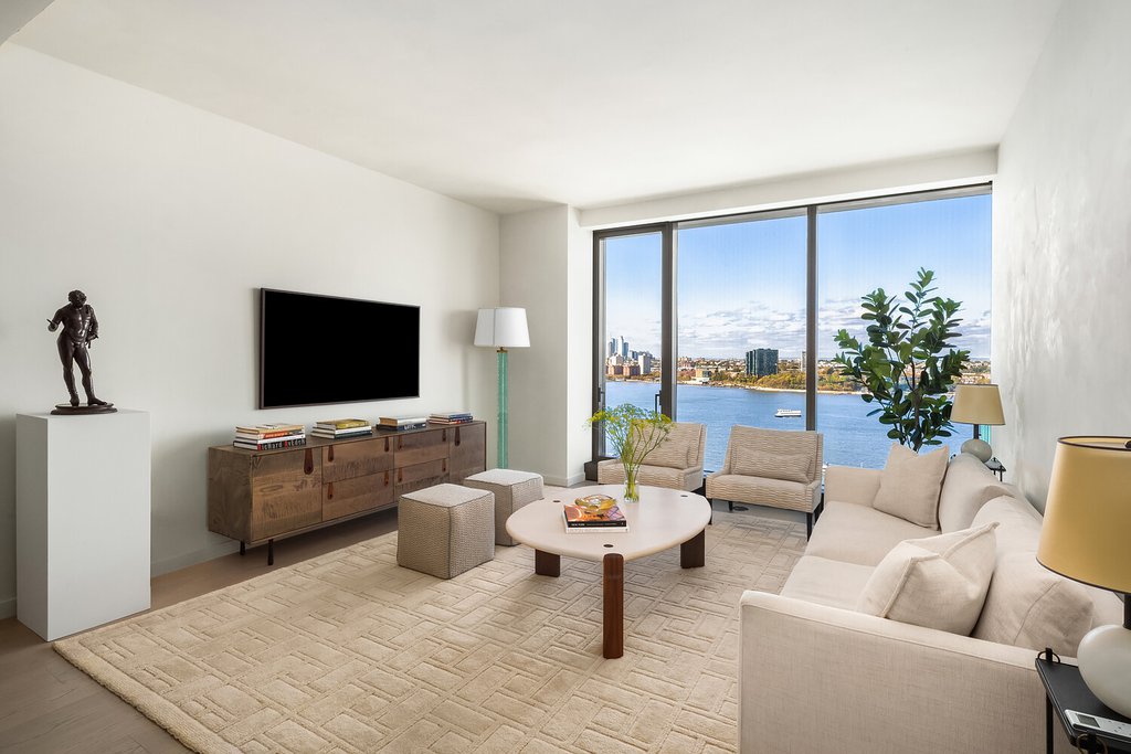 500 West 18th Street, Unit W20B photo 2