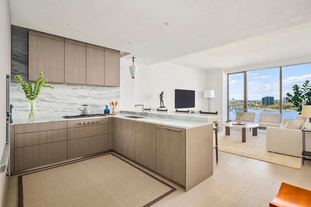 500 West 18th Street, Unit W20B photo 10