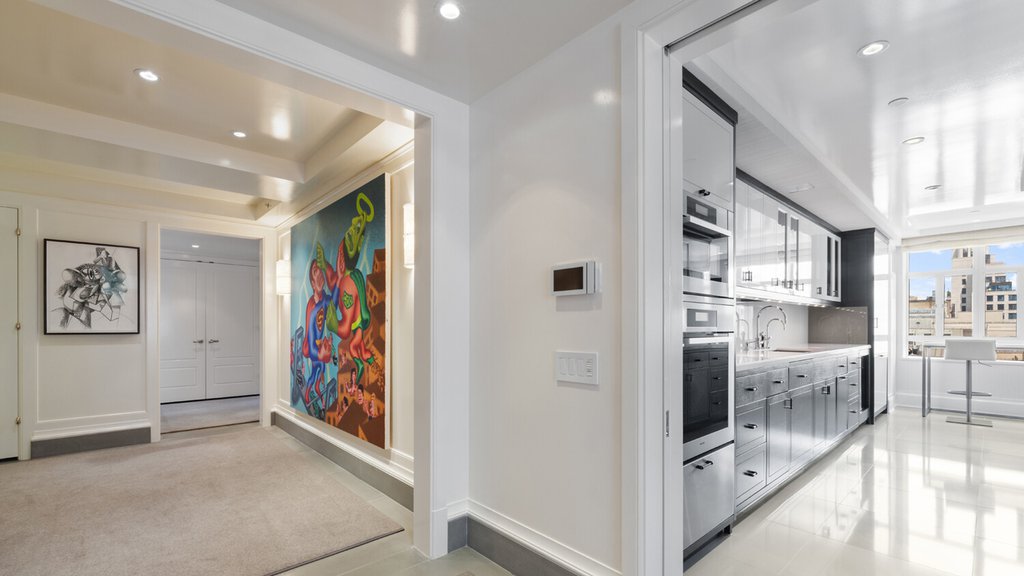 21 East 61st Street, Unit 8F photo 7