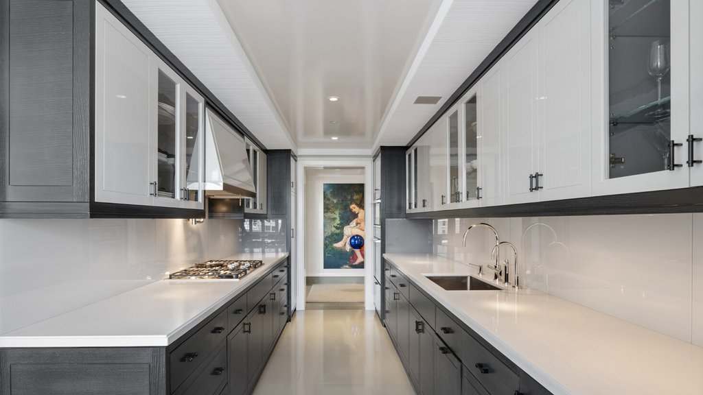 21 East 61st Street, Unit 8F photo 9