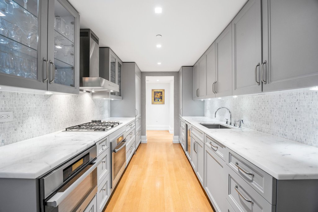 140 East 63rd Street, Unit 5DG photo 5