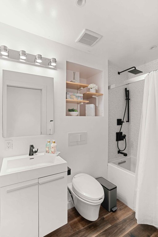 225 East 86th Street, Unit 204 photo 6