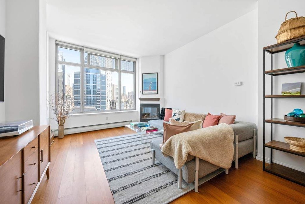 205 East 59th Street, Unit 20B