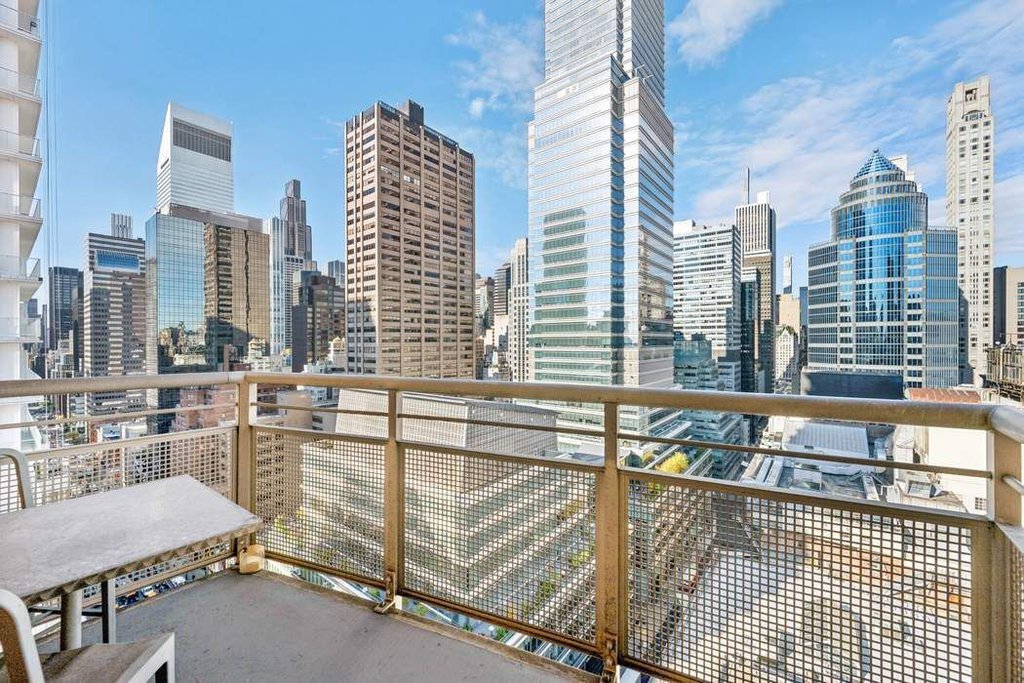 205 East 59th Street, Unit 20B photo 4