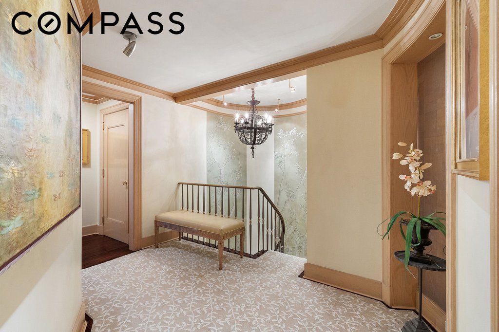 360 East 72nd Street, Unit C1801 photo 9
