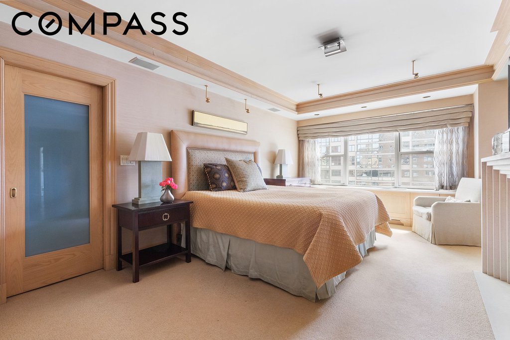 360 East 72nd Street, Unit C1801 photo 10