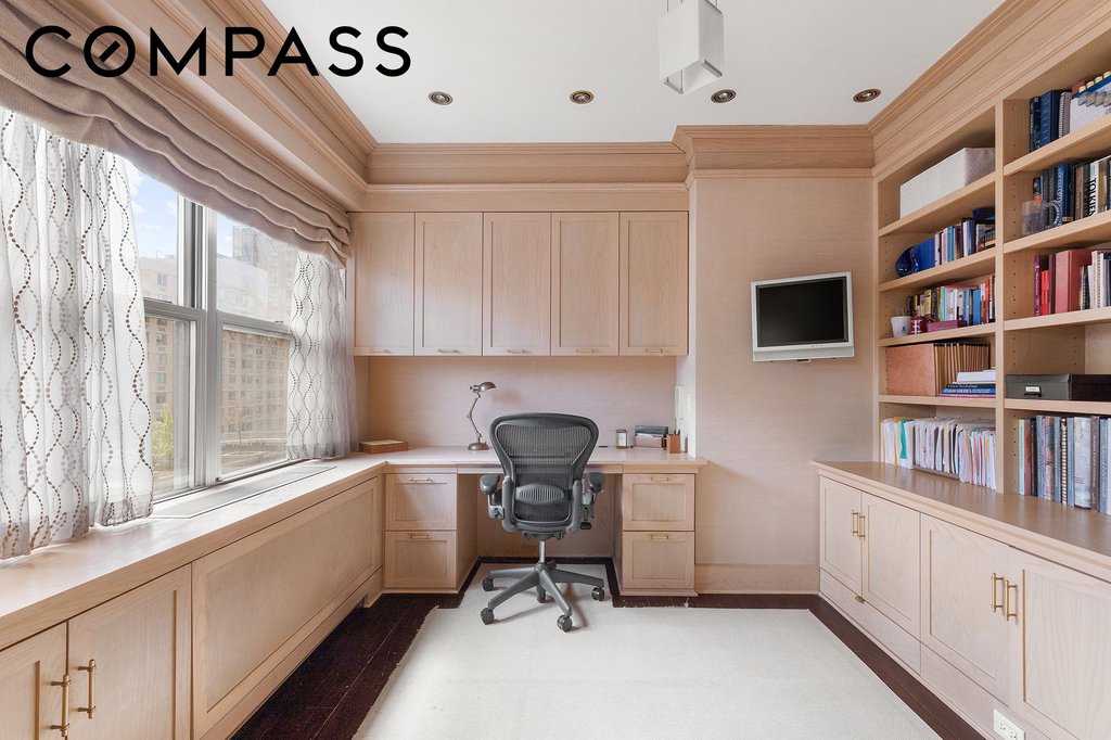 360 East 72nd Street, Unit C1801 photo 13