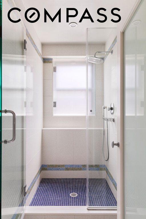 360 East 72nd Street, Unit C1801 photo 18