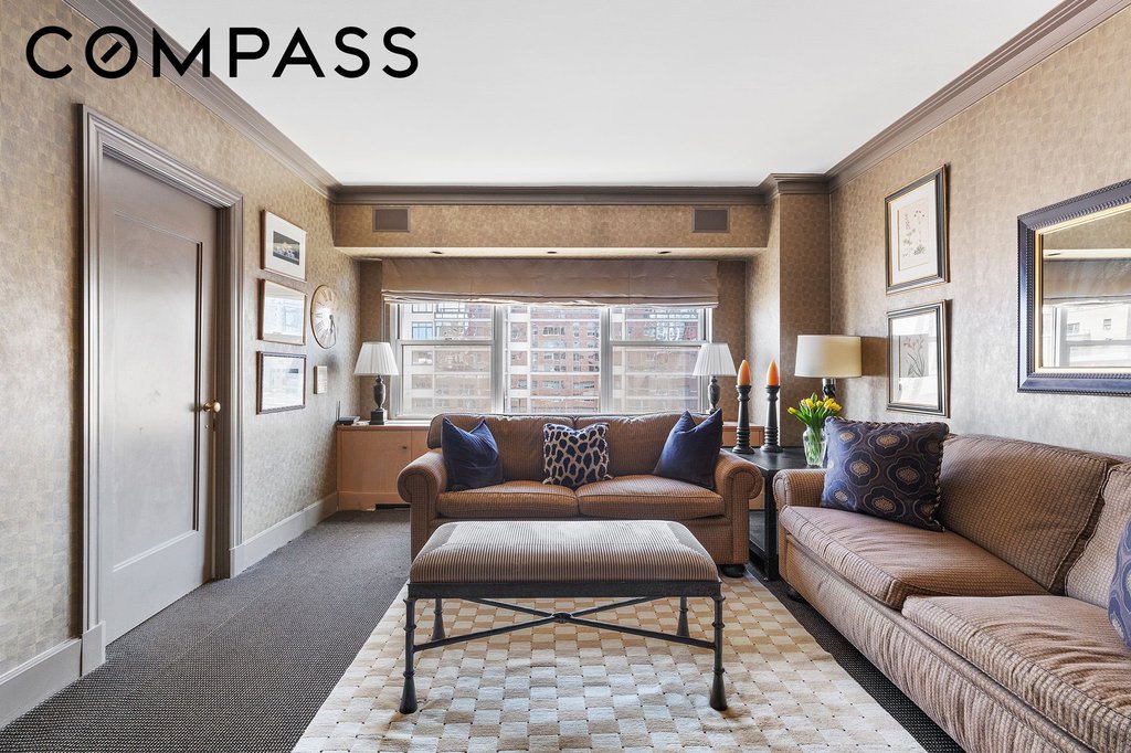360 East 72nd Street, Unit C1801 photo 19