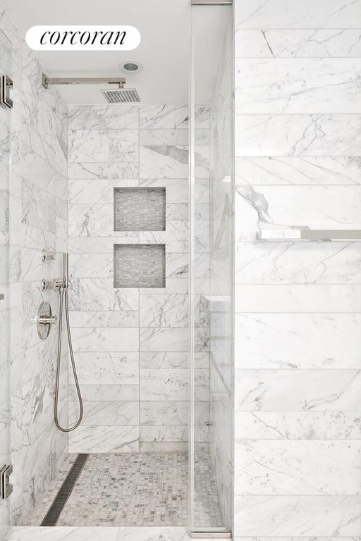 135 West 52nd Street, Unit 31B photo 8