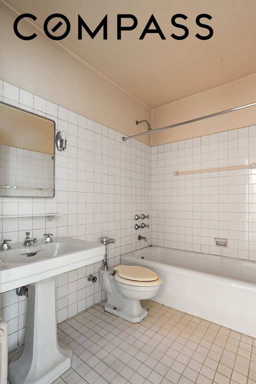 30 Sutton Place, Unit 12E photo 6