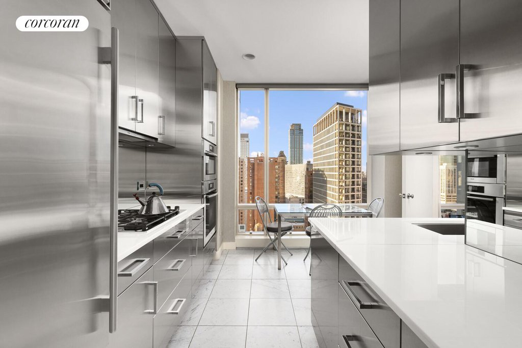 1 Central Park West, Unit 30G photo 3