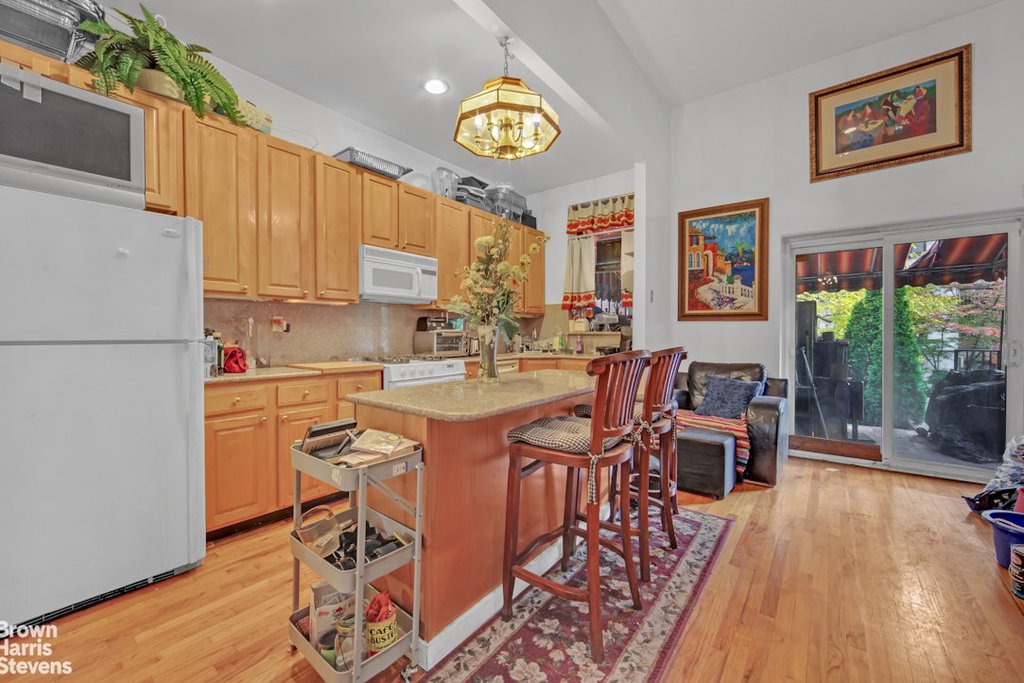 152 West 121st Street