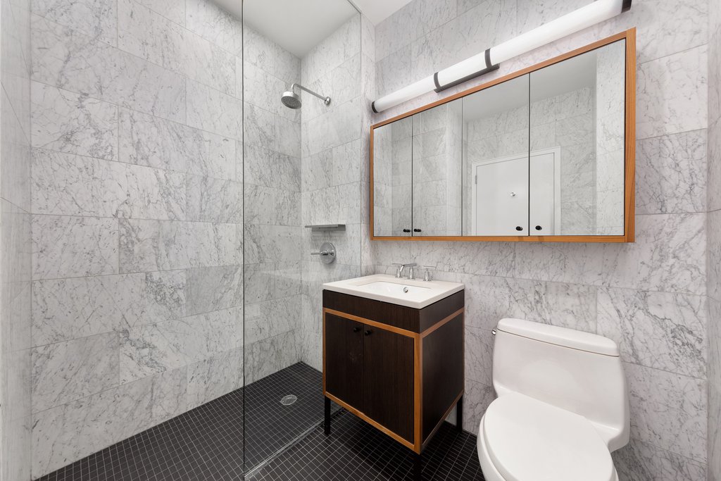184 Kent Avenue, Unit D601 photo 6
