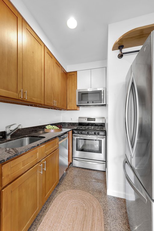 30-63 32nd Street, Unit 3B photo 5