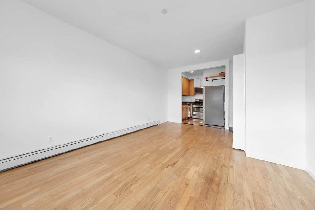 30-63 32nd Street, Unit 3B photo 7