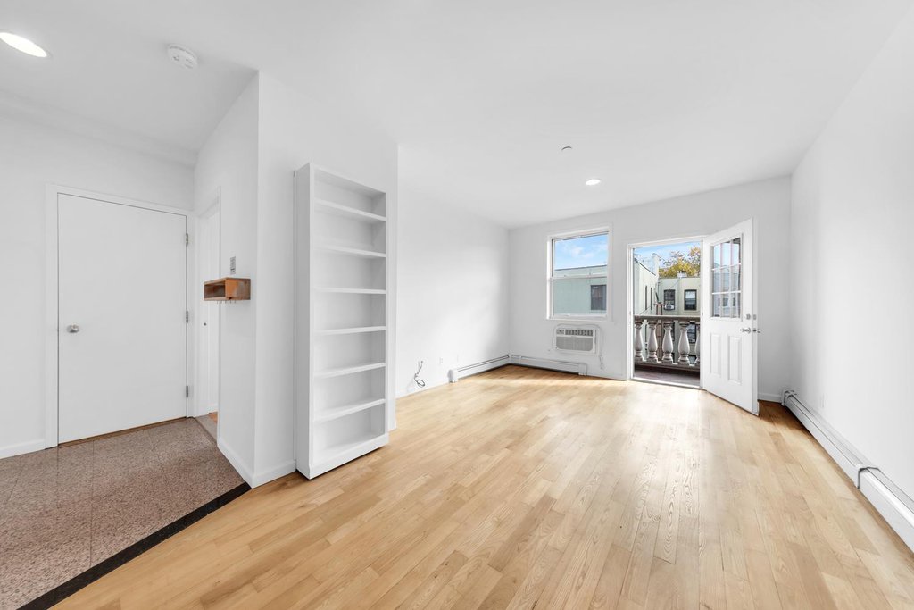 30-63 32nd Street, Unit 3B photo 10