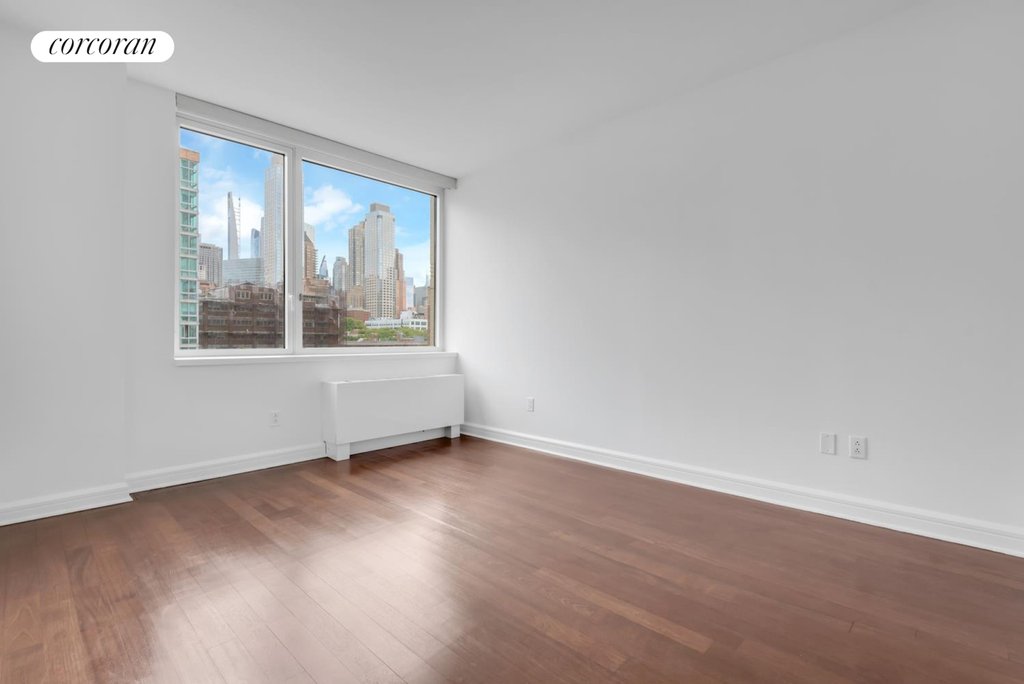 100 Riverside Boulevard, Unit 7U photo 6