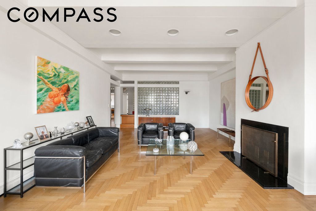 911 Park Avenue, Unit 14C photo 2