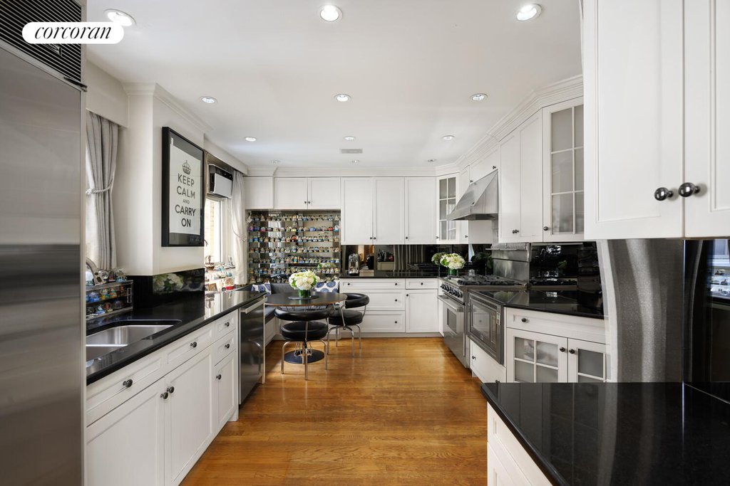 137 East 66th Street, Unit 4/5A photo 9