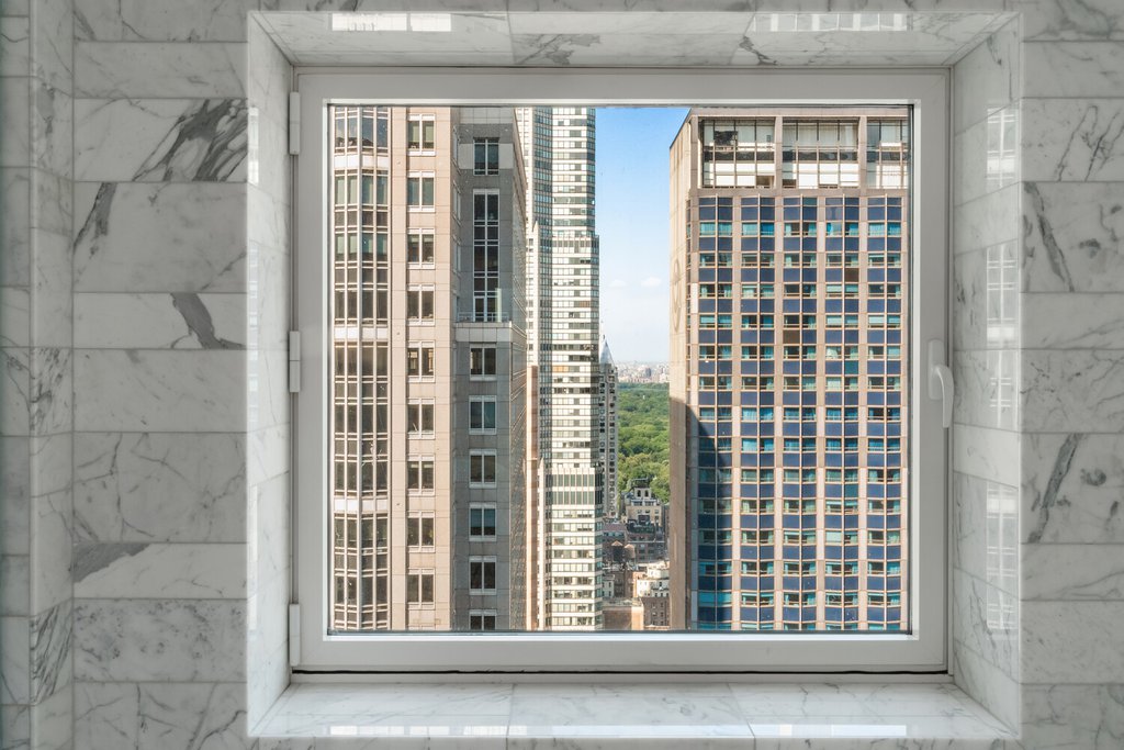 135 West 52nd Street, Unit PH5S photo 19