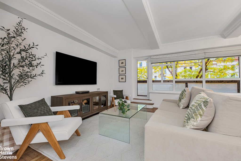 750 Park Avenue, Unit 3B