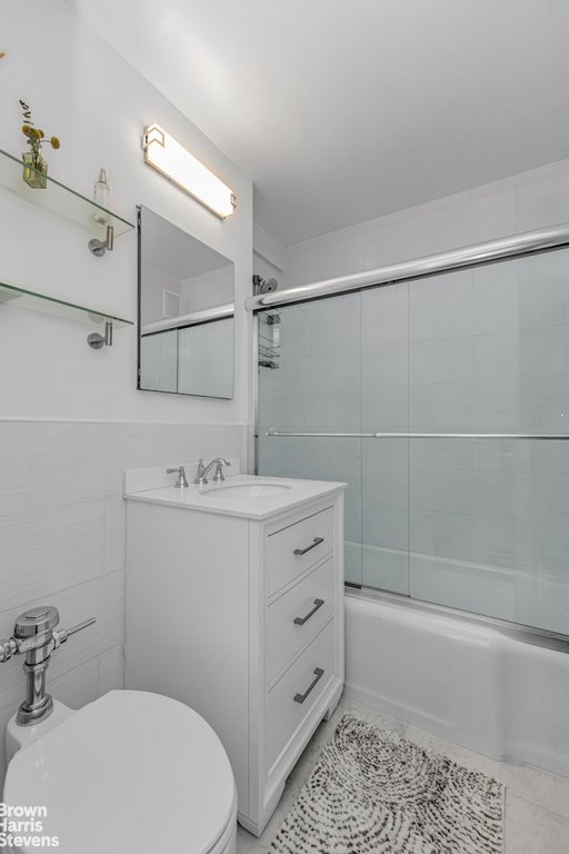 750 Park Avenue, Unit 3B photo 10