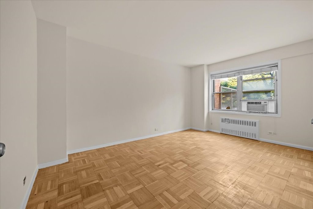 750 Kappock street, Unit 207 photo 10