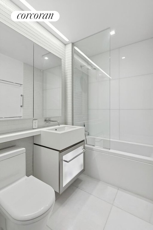 400 East 67th Street, Unit 27A photo 16