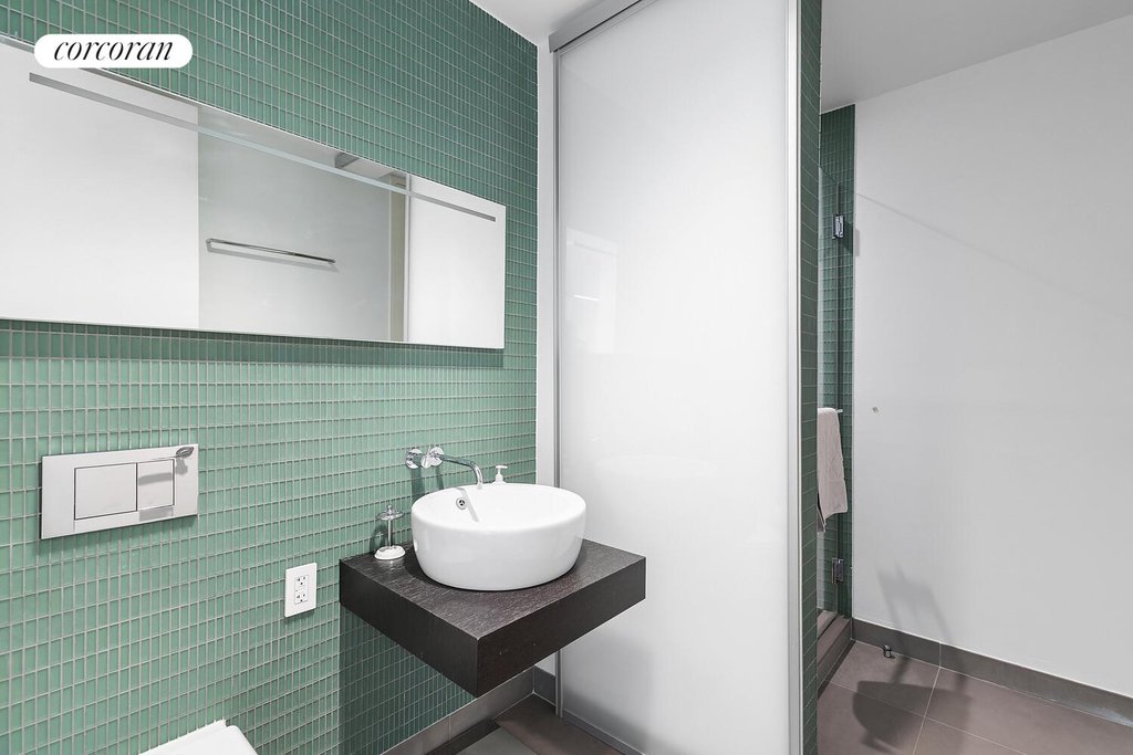 400 East 67th Street, Unit 27A photo 18