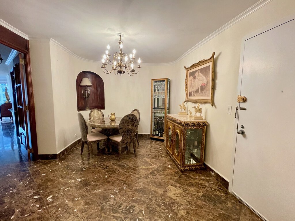 330 East 38th Street, Unit 5K photo 6