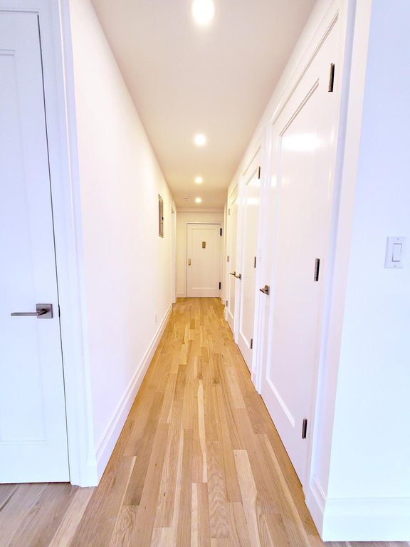 365 West 20th Street, Unit 6C photo 15