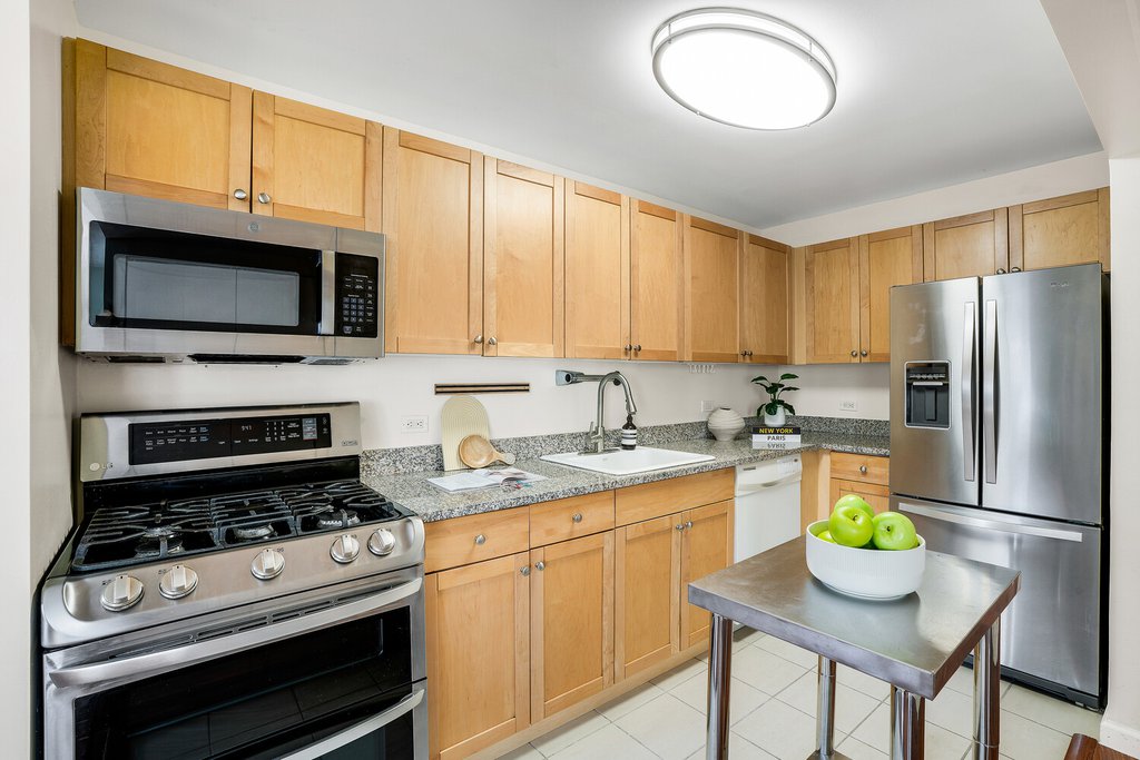 300 West 145th Street, Unit 1K photo 17