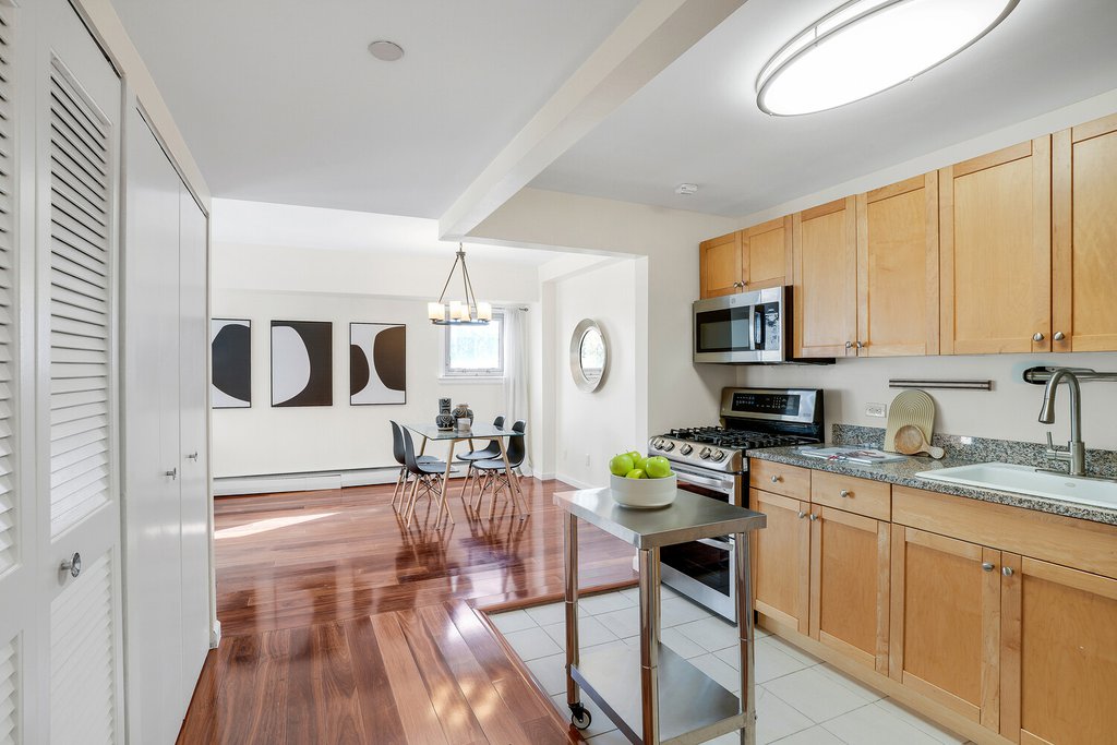 300 West 145th Street, Unit 1K photo 18