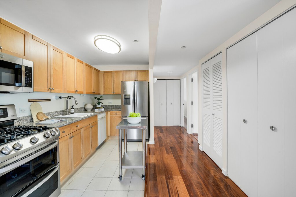 300 West 145th Street, Unit 1K photo 19