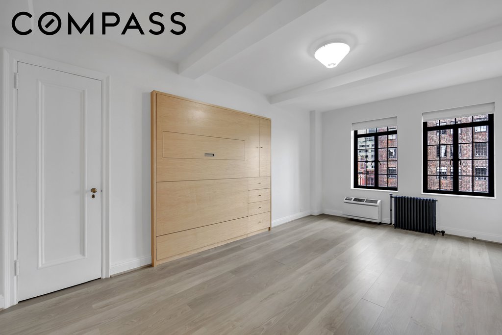 25 Tudor City Place, Unit 1103 photo 2